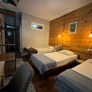 19 Guest house